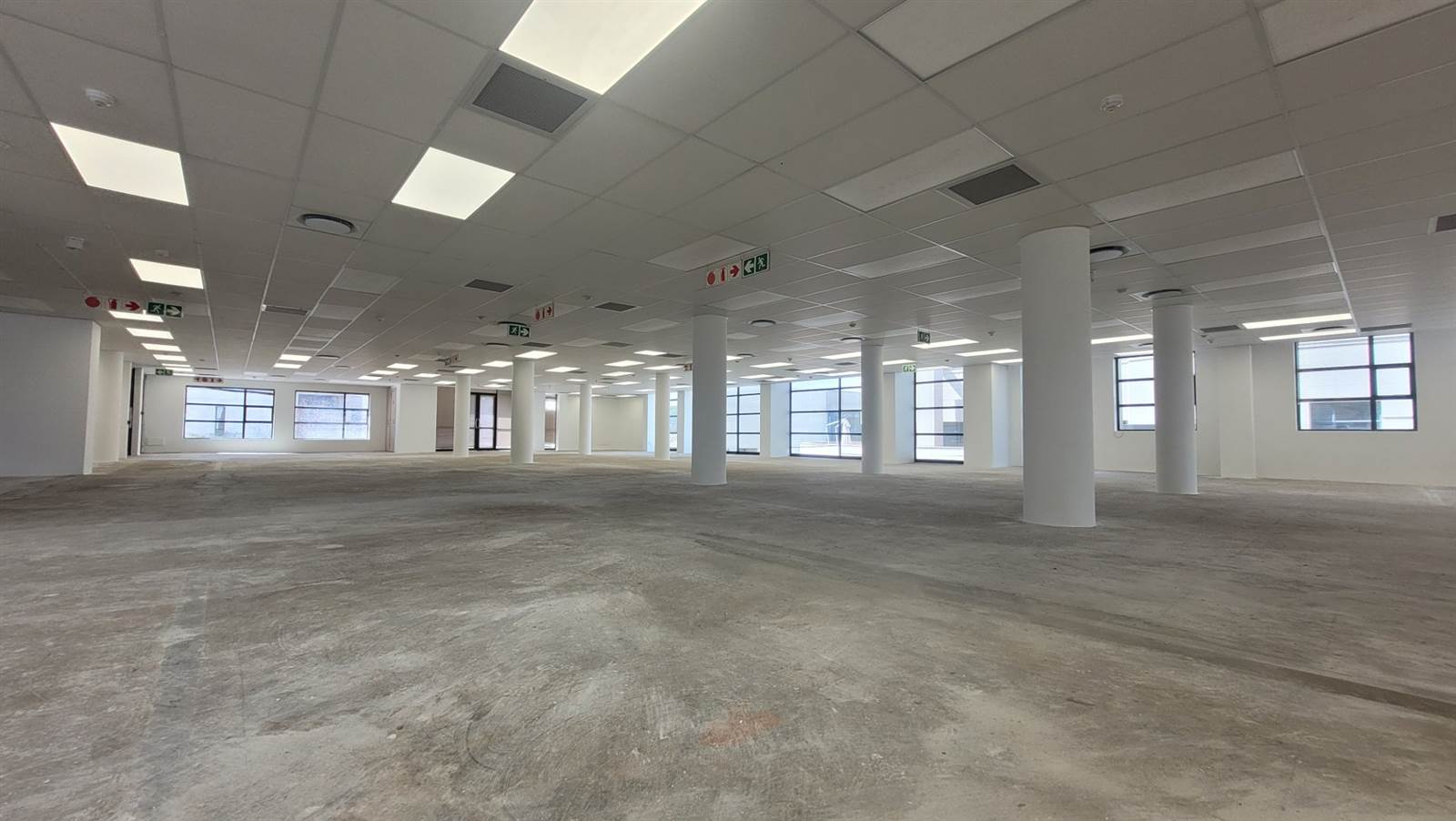 749  m² Office Space in Brooklyn photo number 8