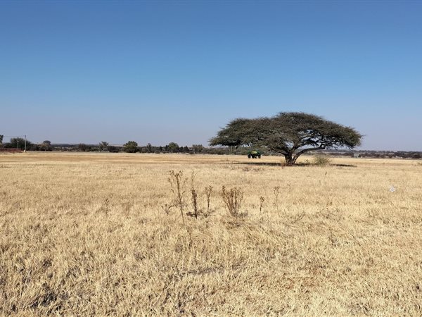 1.6 ha Land available in Hoopstad