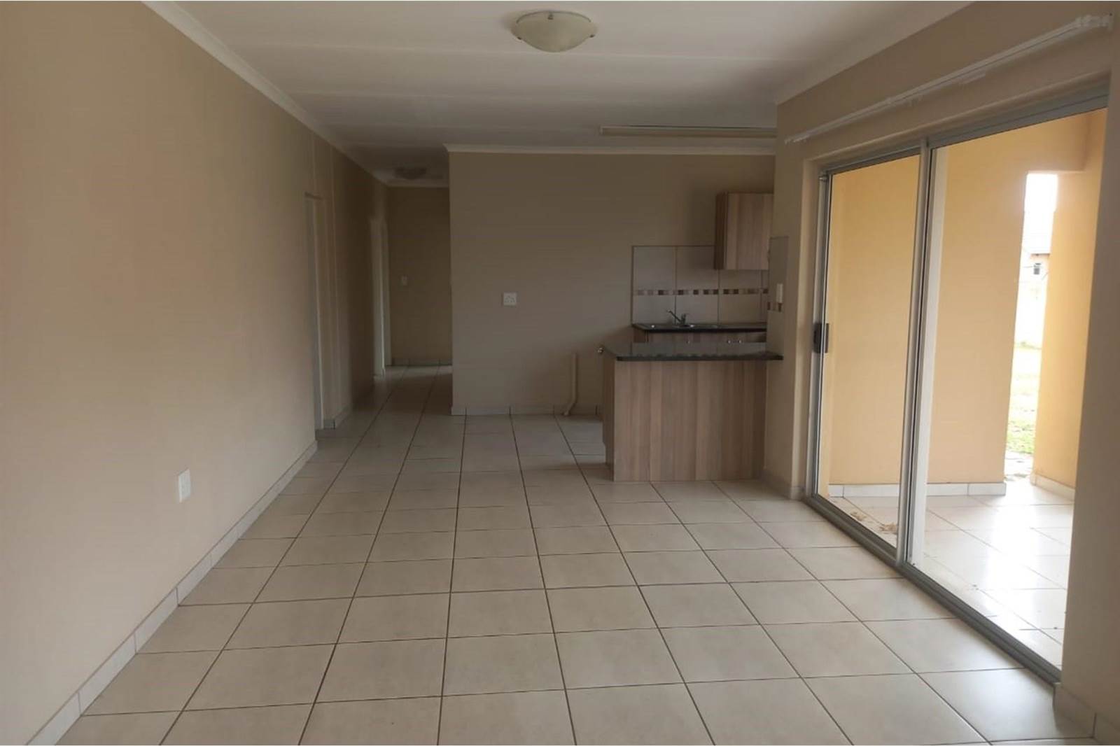 3 Bed House in Waterkloof photo number 7