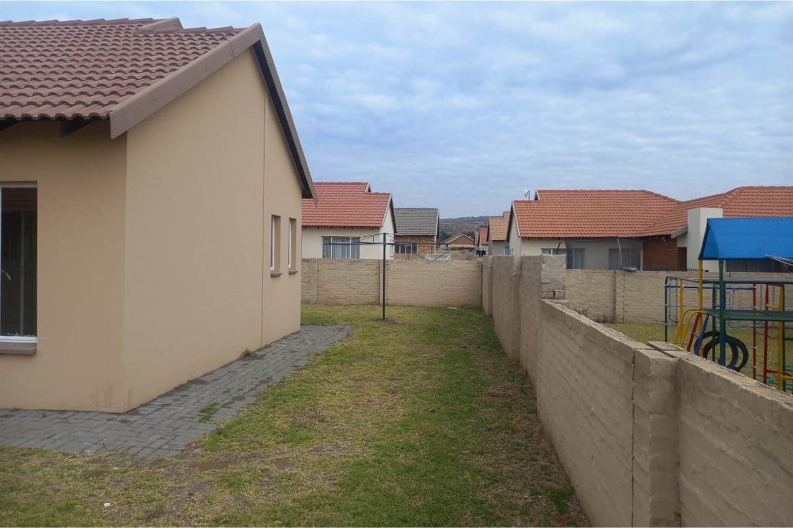 3 Bed House in Waterkloof photo number 19