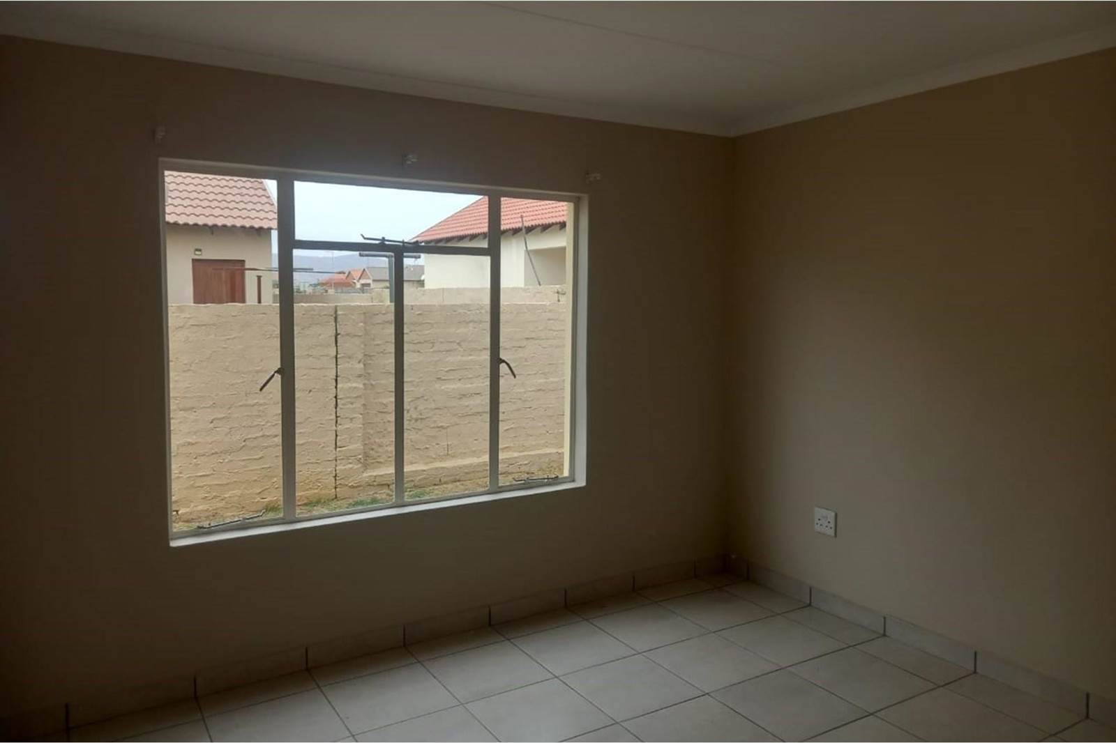 3 Bed House in Waterkloof photo number 27
