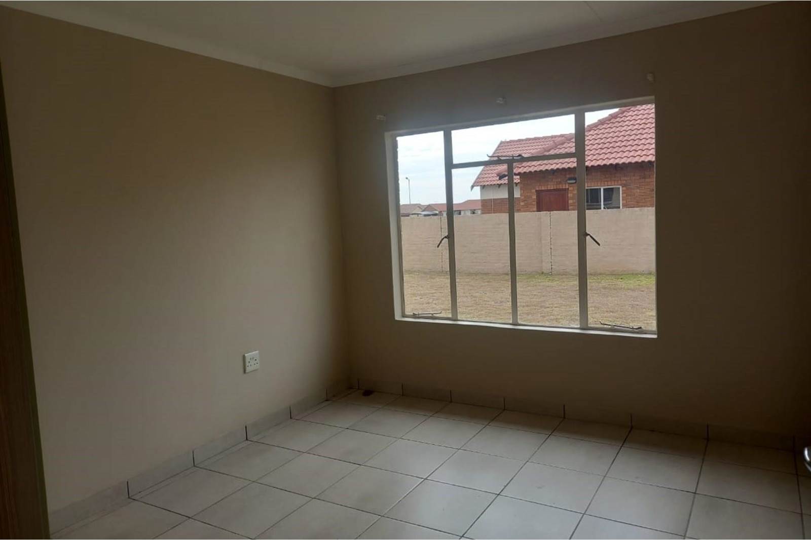 3 Bed House in Waterkloof photo number 30