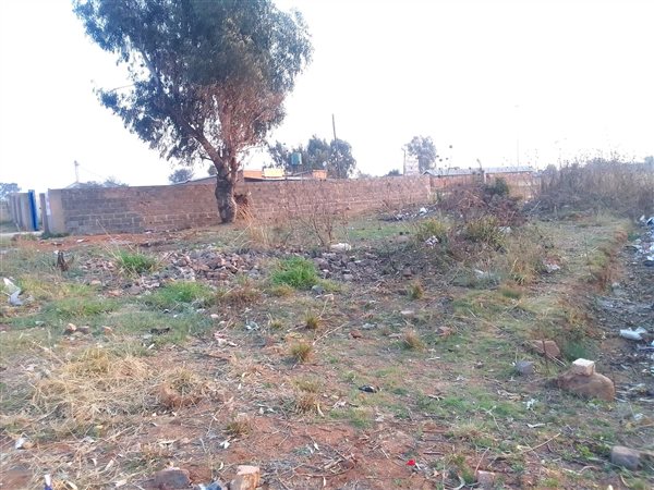 328 m² Land available in Middelburg Central