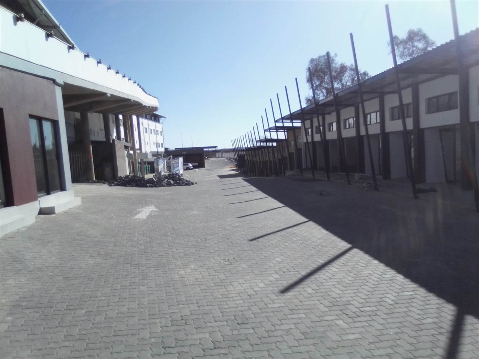 Commercial space in Randjesfontein photo number 4