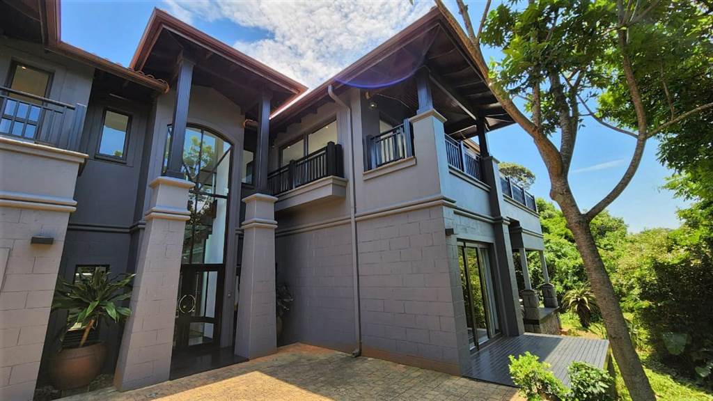 5 Bed House in Zimbali Estate photo number 3