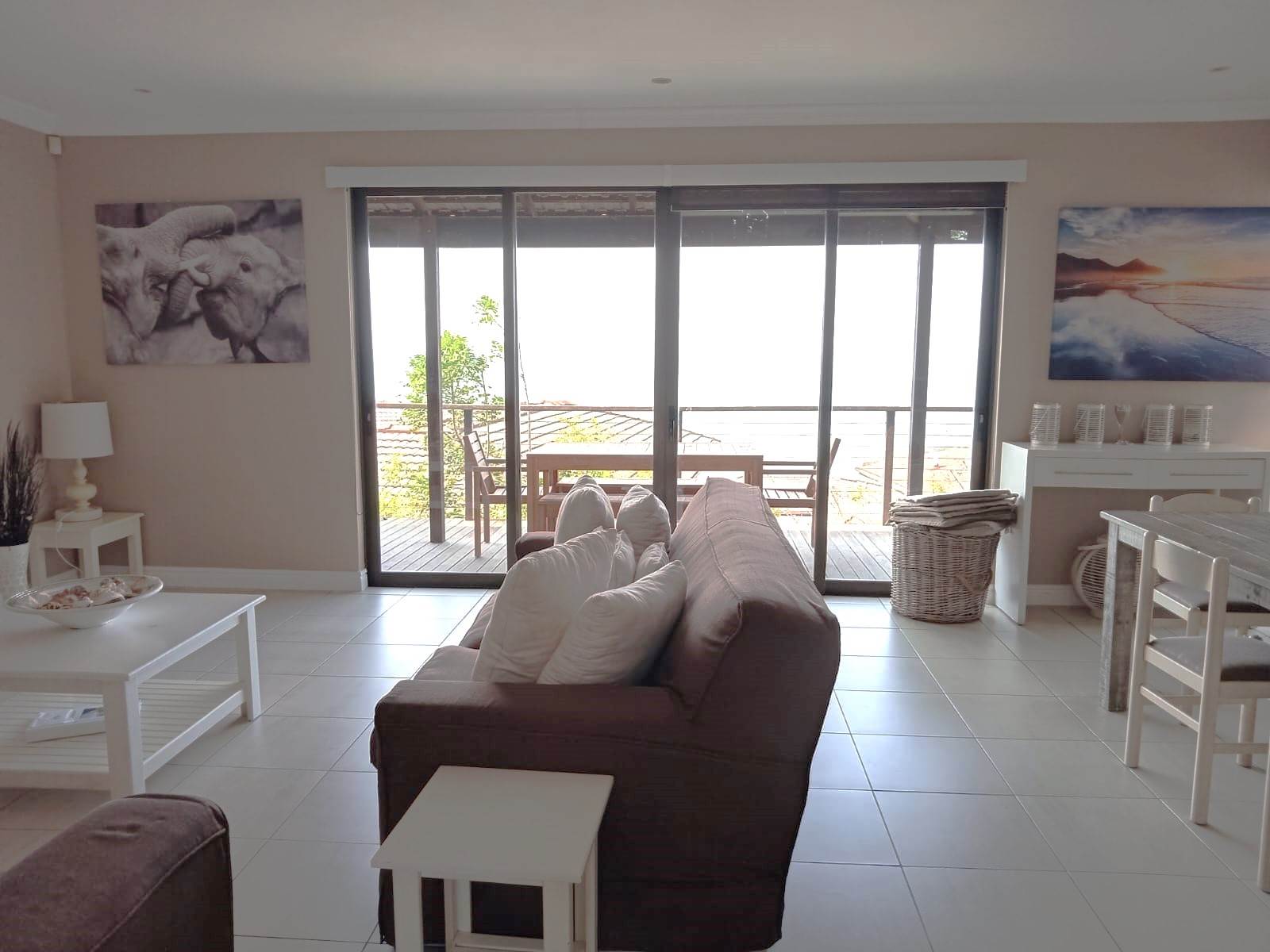 3 Bed Apartment in Blythedale Beach photo number 27