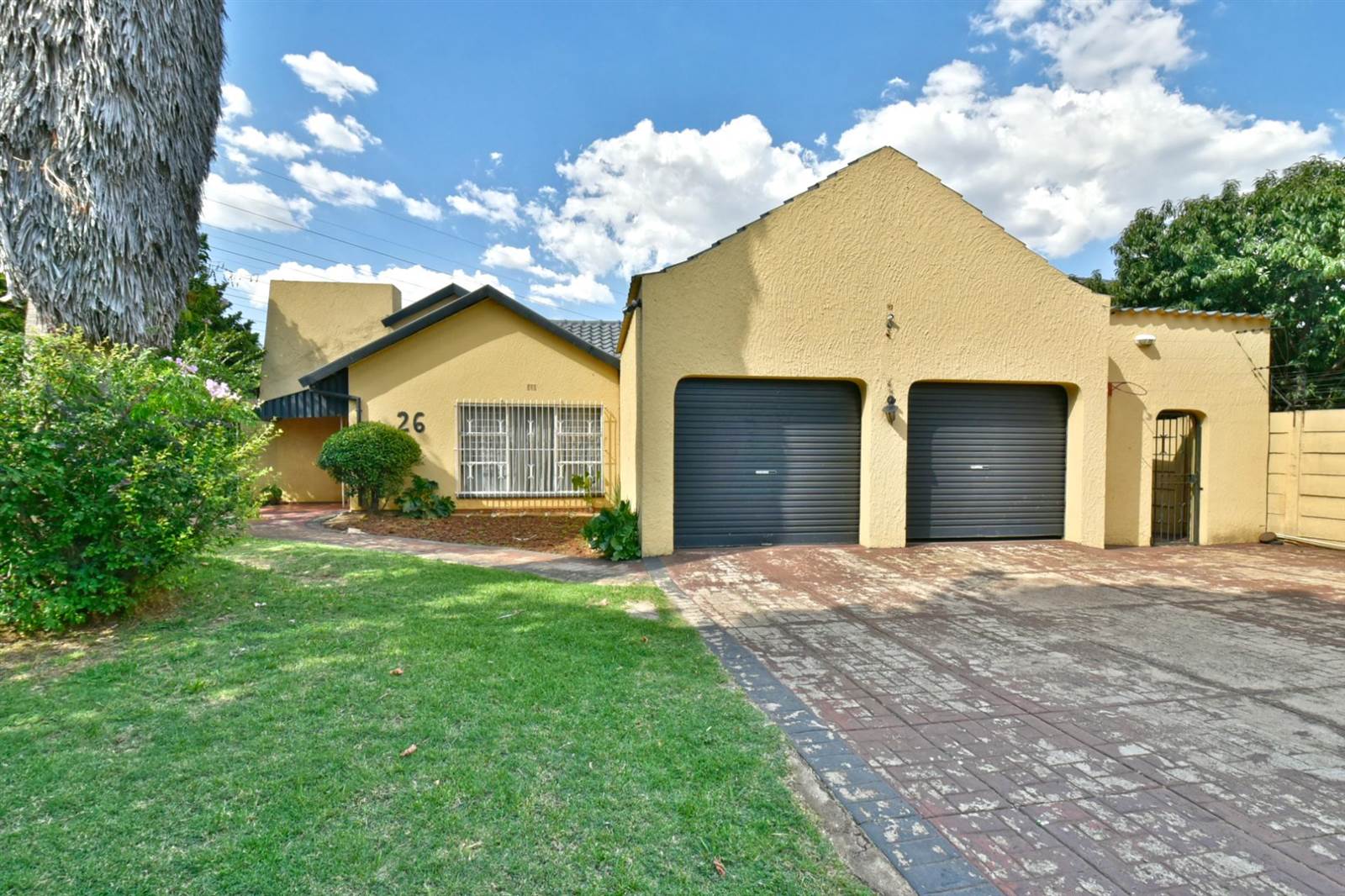 5 Bed House in Glenanda photo number 1