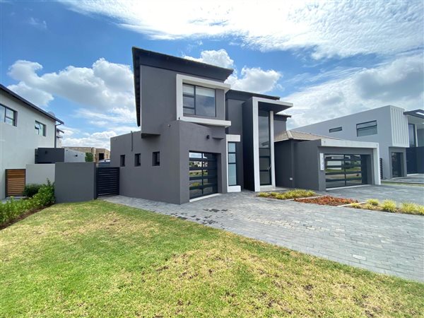 5 Bed House