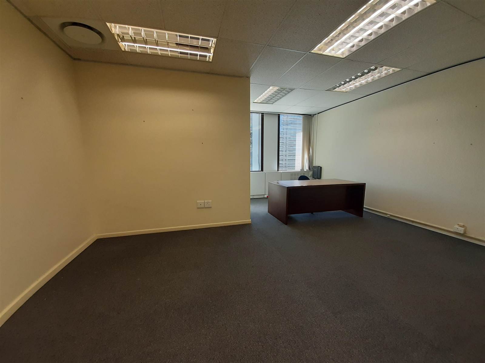 108  m² Commercial space in Cape Town City Centre photo number 12