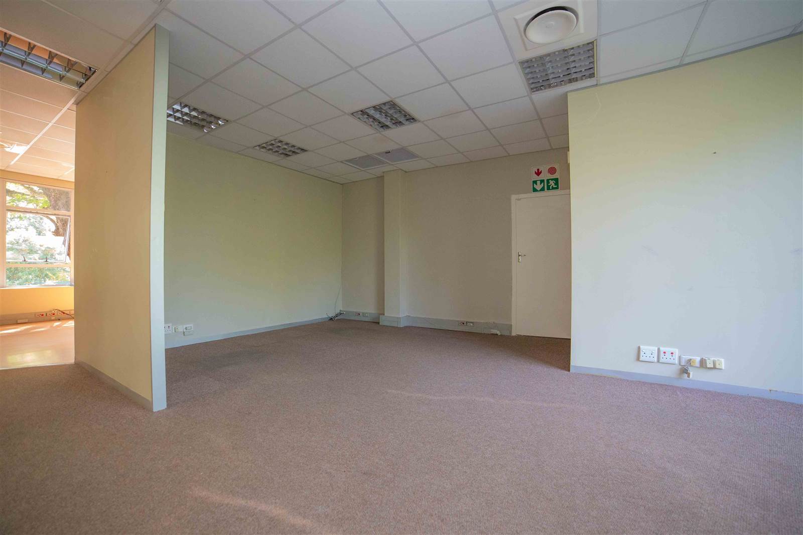 129  m² Commercial space in Clarendon photo number 12