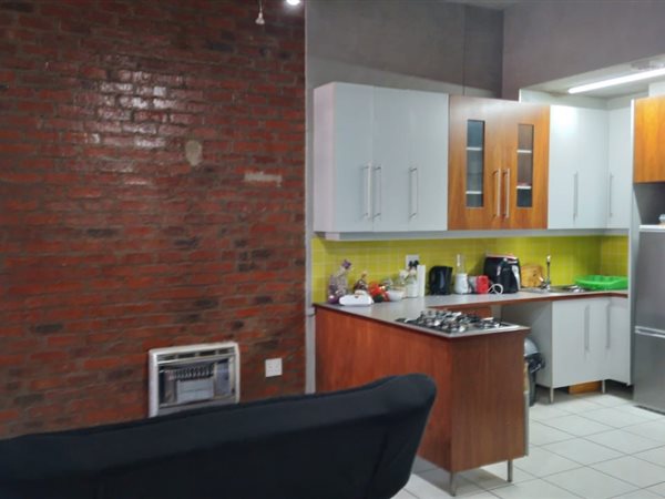 1 Bed Apartment in Greenside