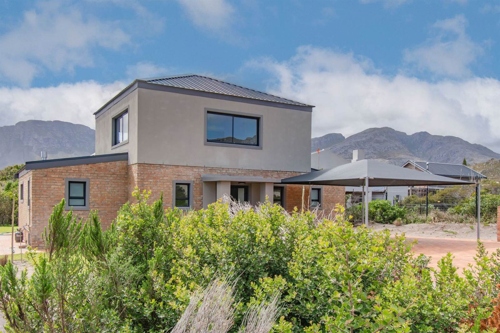 3 Bed House in Pringle Bay photo number 28
