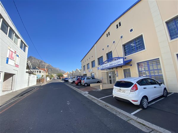 347  m² Commercial space