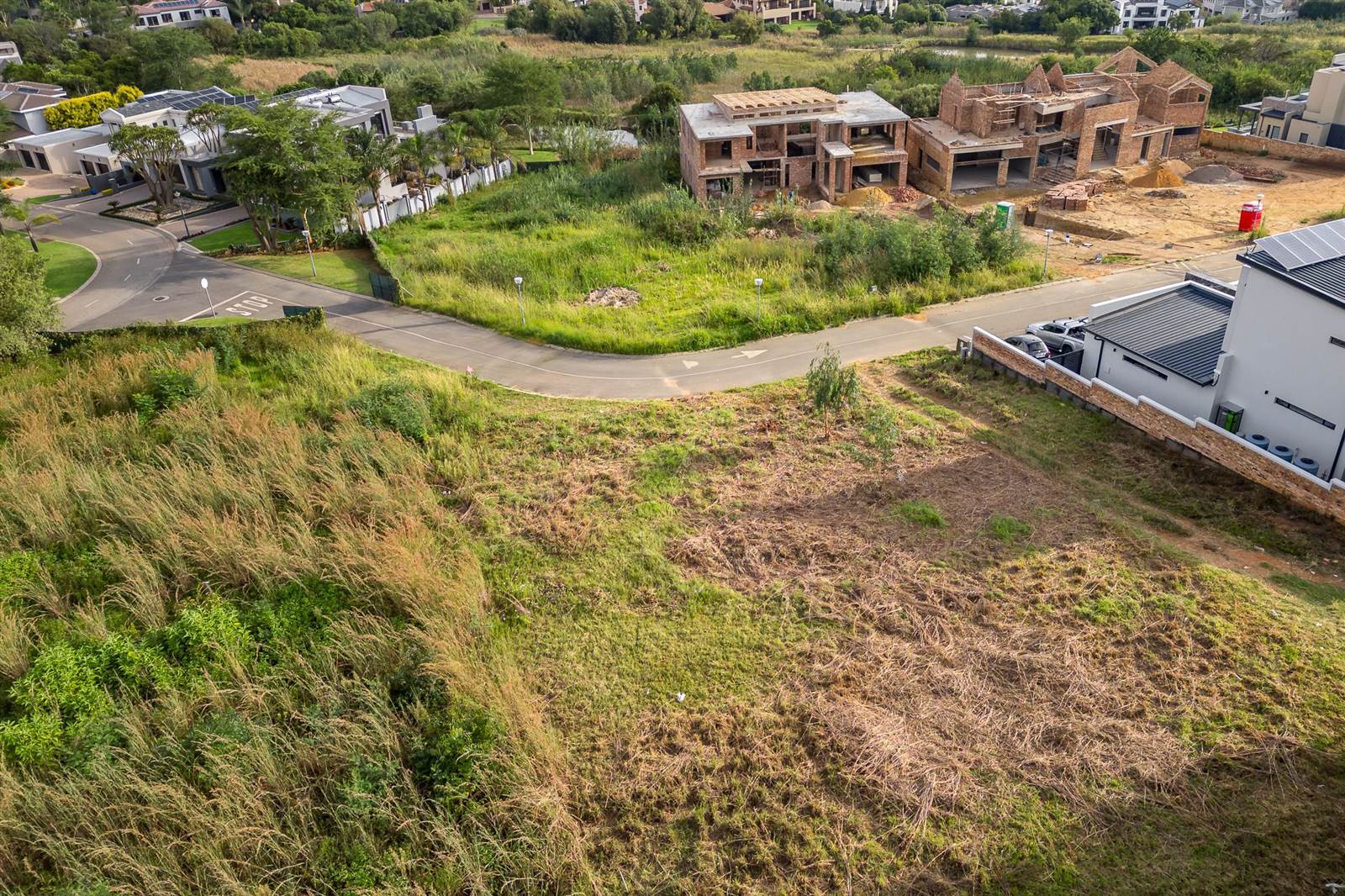 755 m² Land available in Eagle Canyon Golf Estate photo number 1