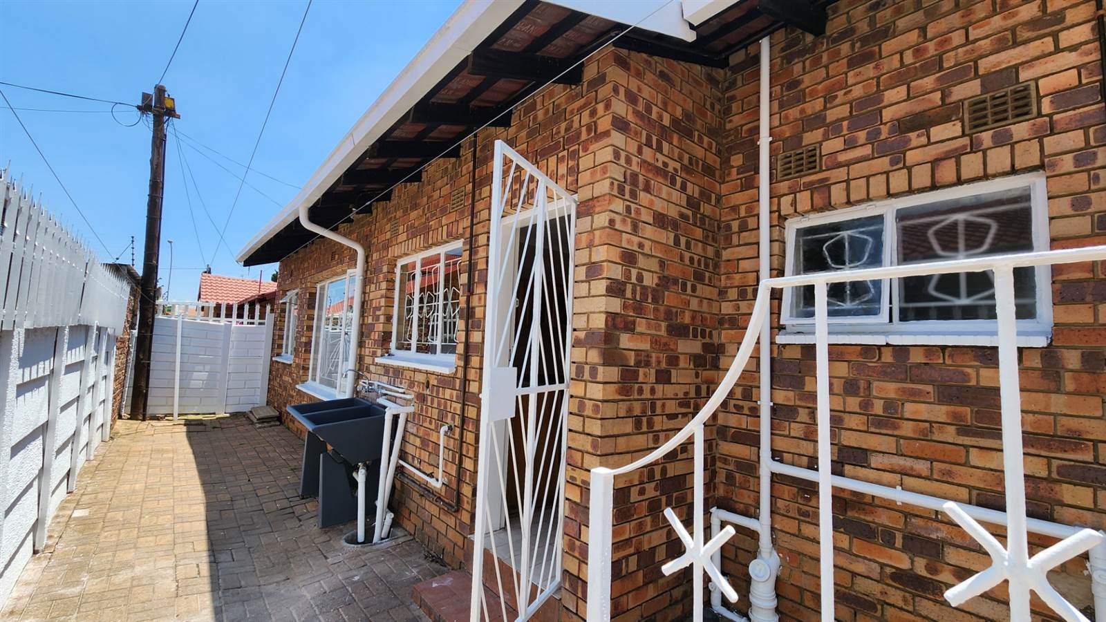 5 Bed House in Actonville photo number 5