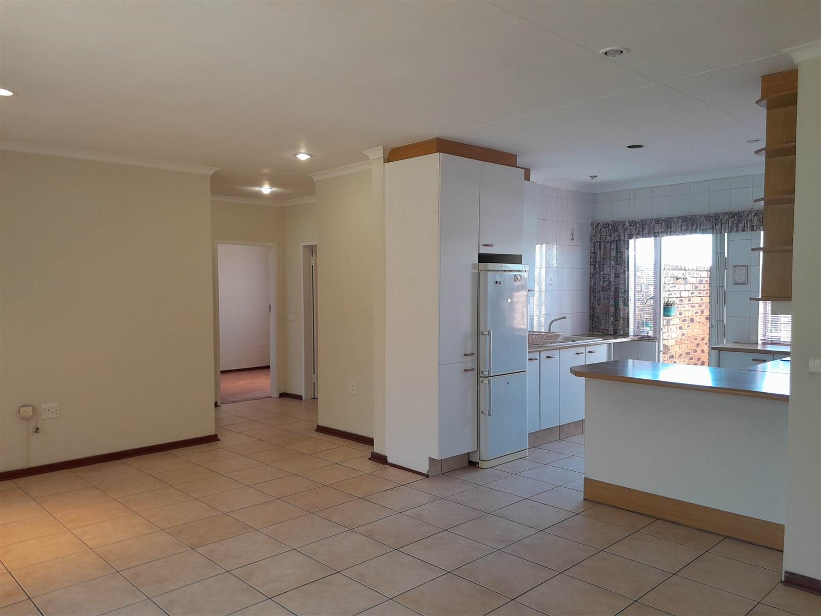 2 Bed Townhouse in Edenvale photo number 14