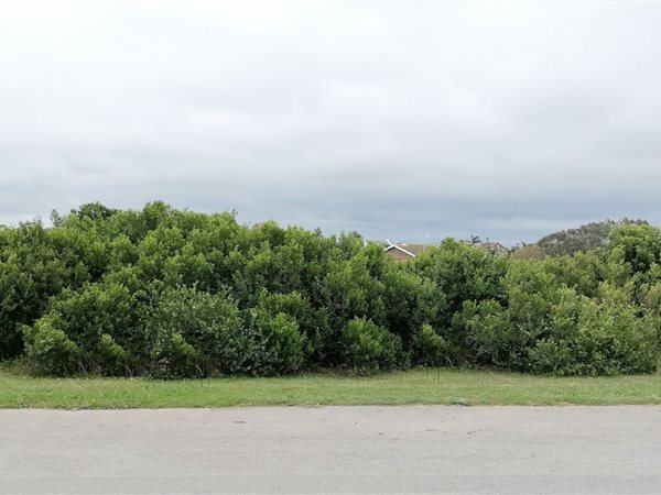 636 m² Land