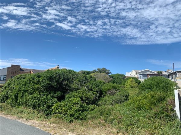 838 m² Land available in Pearly Beach