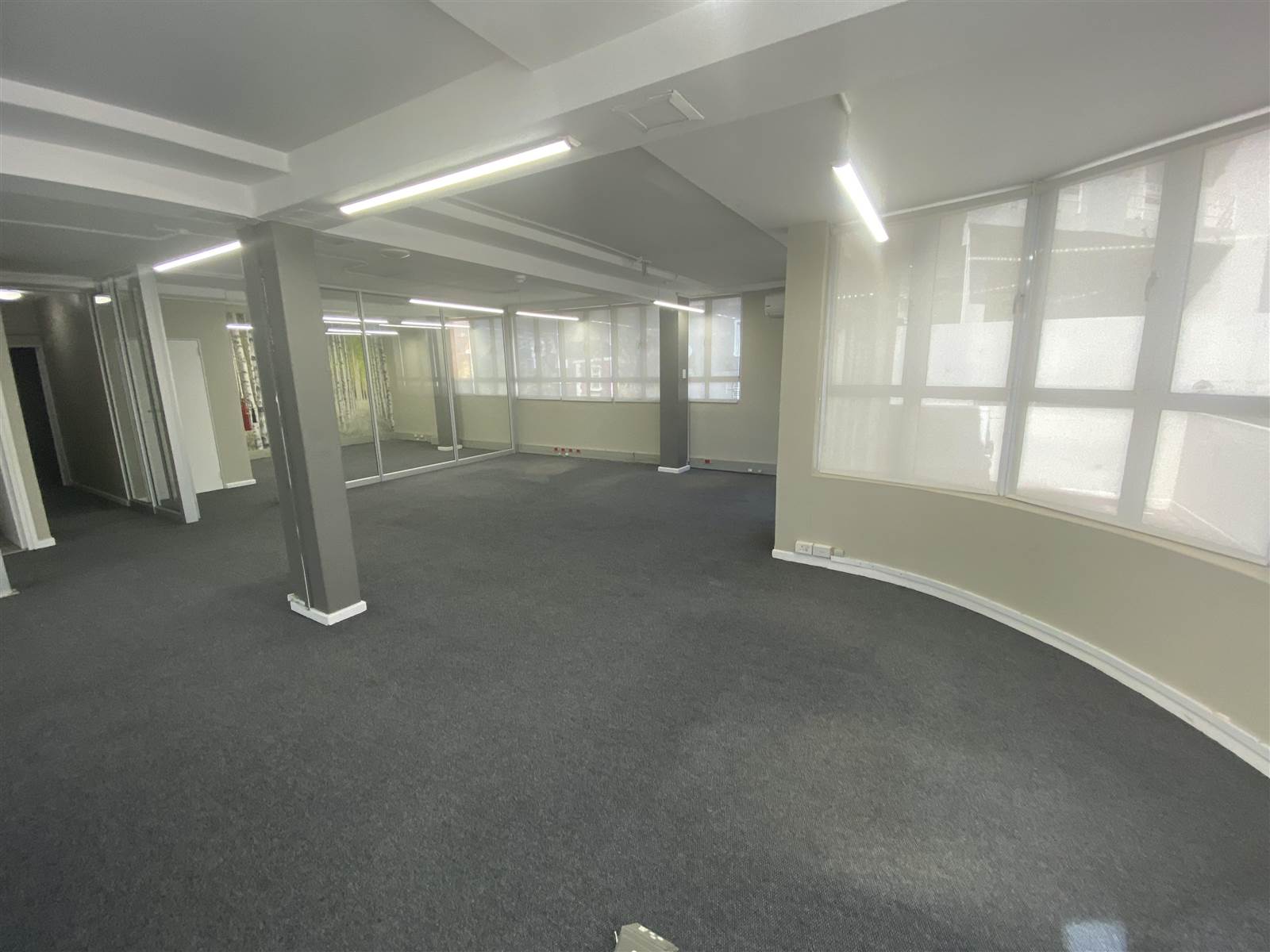 387  m² Commercial space in Windermere photo number 7