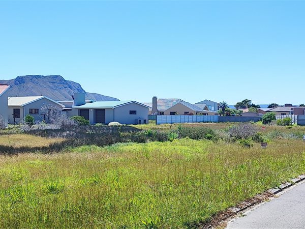 672 m² Land available in Franskraal