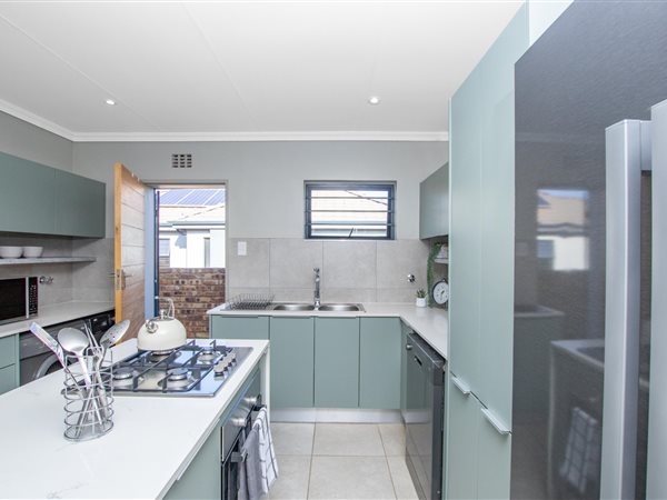 3 Bed House in Newtown