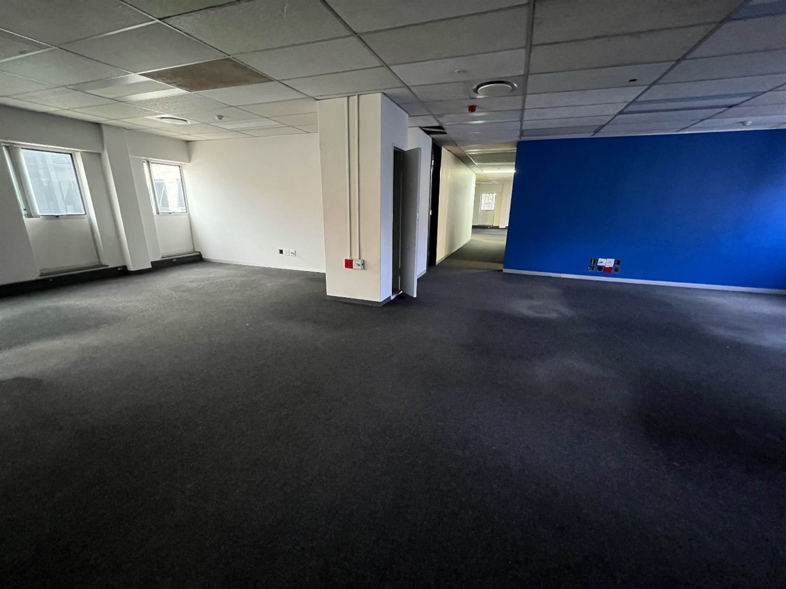933  m² Commercial space in Bedfordview photo number 10