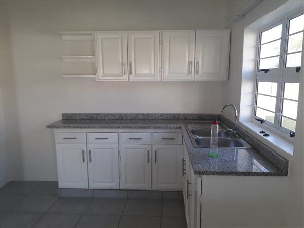 2 Bedroom House 2 Bedroom House