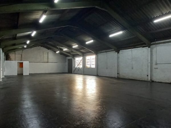 530  m² Industrial space