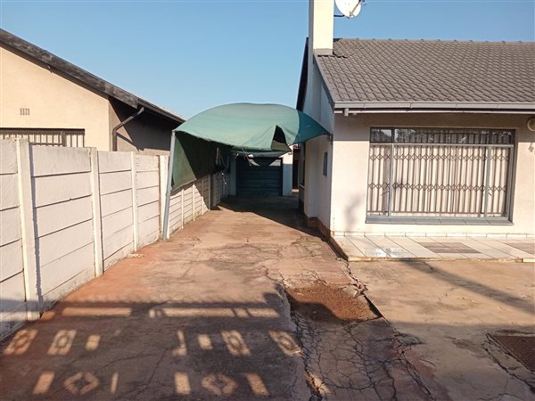 3 Bedroom House