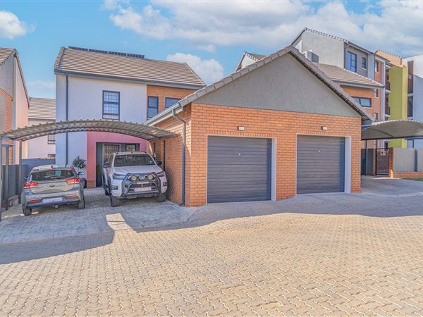 3 Bed Townhouse