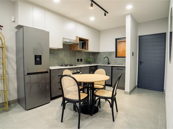 3 Bedroom Apartment 3 Bedroom Apartment