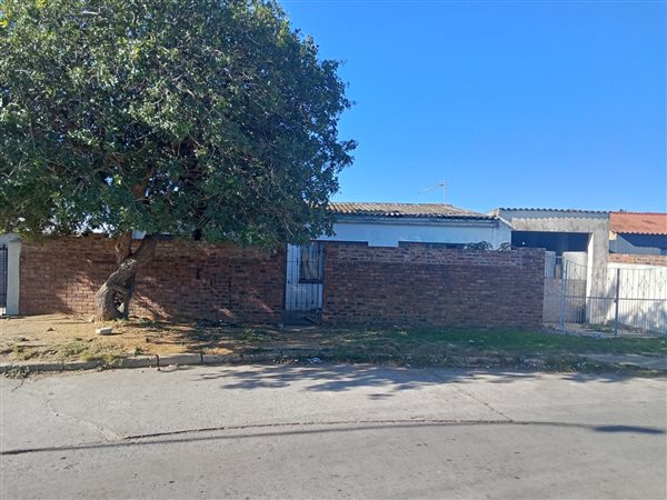 3 Bedroom House 3 Bedroom House