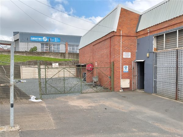 175  m² Industrial space