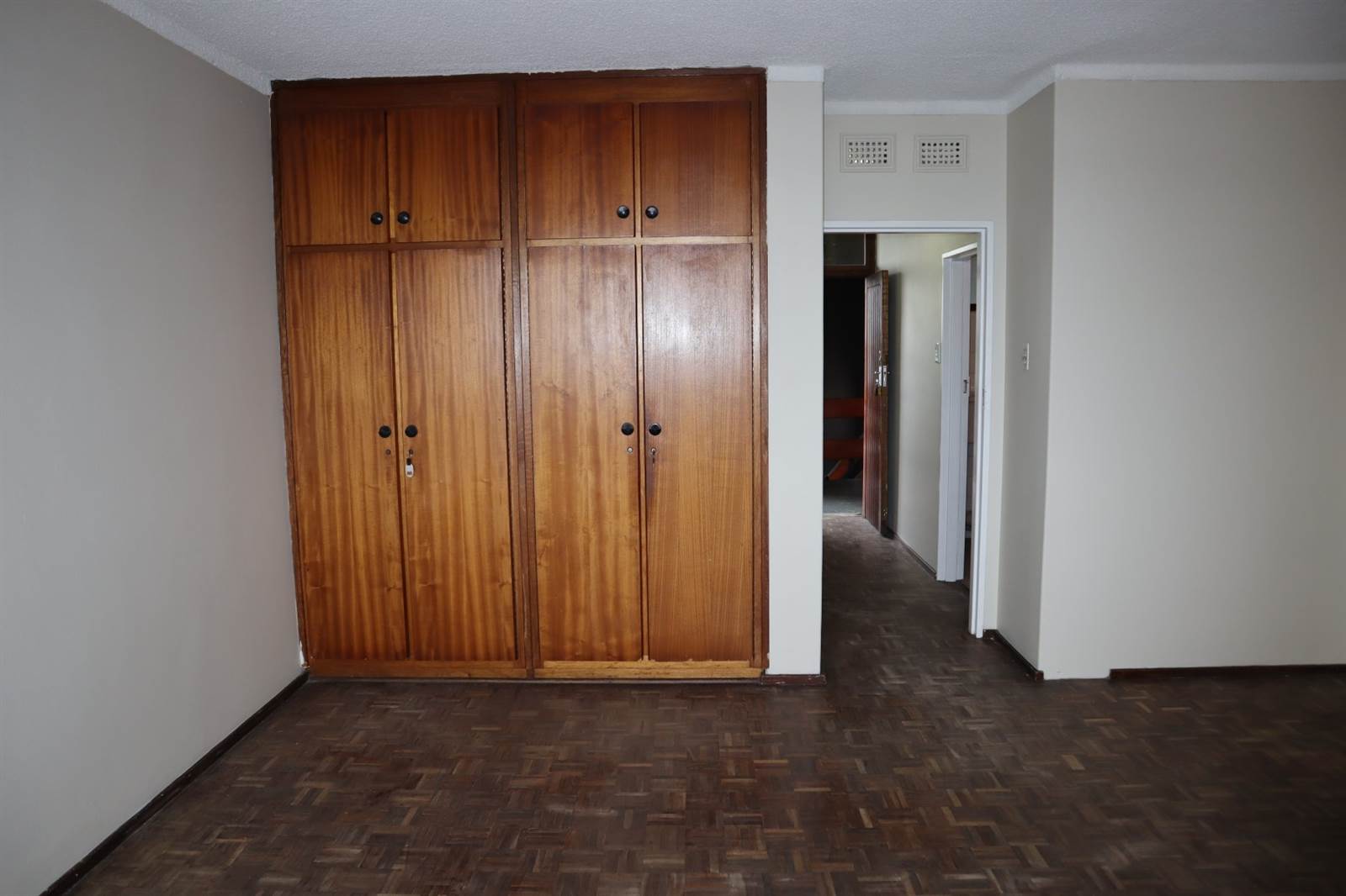 1 Bed Flat in Pinetown Central photo number 6