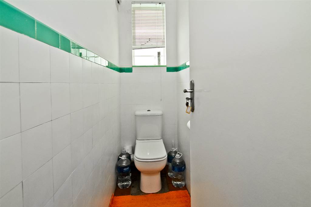 3 Bed Apartment in Observatory photo number 13