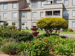 2 Bed Apartment in Edenglen