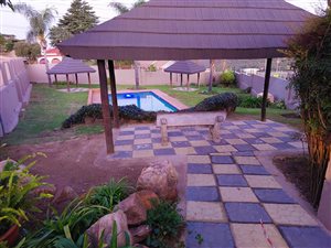 2 Bed Townhouse in Linmeyer