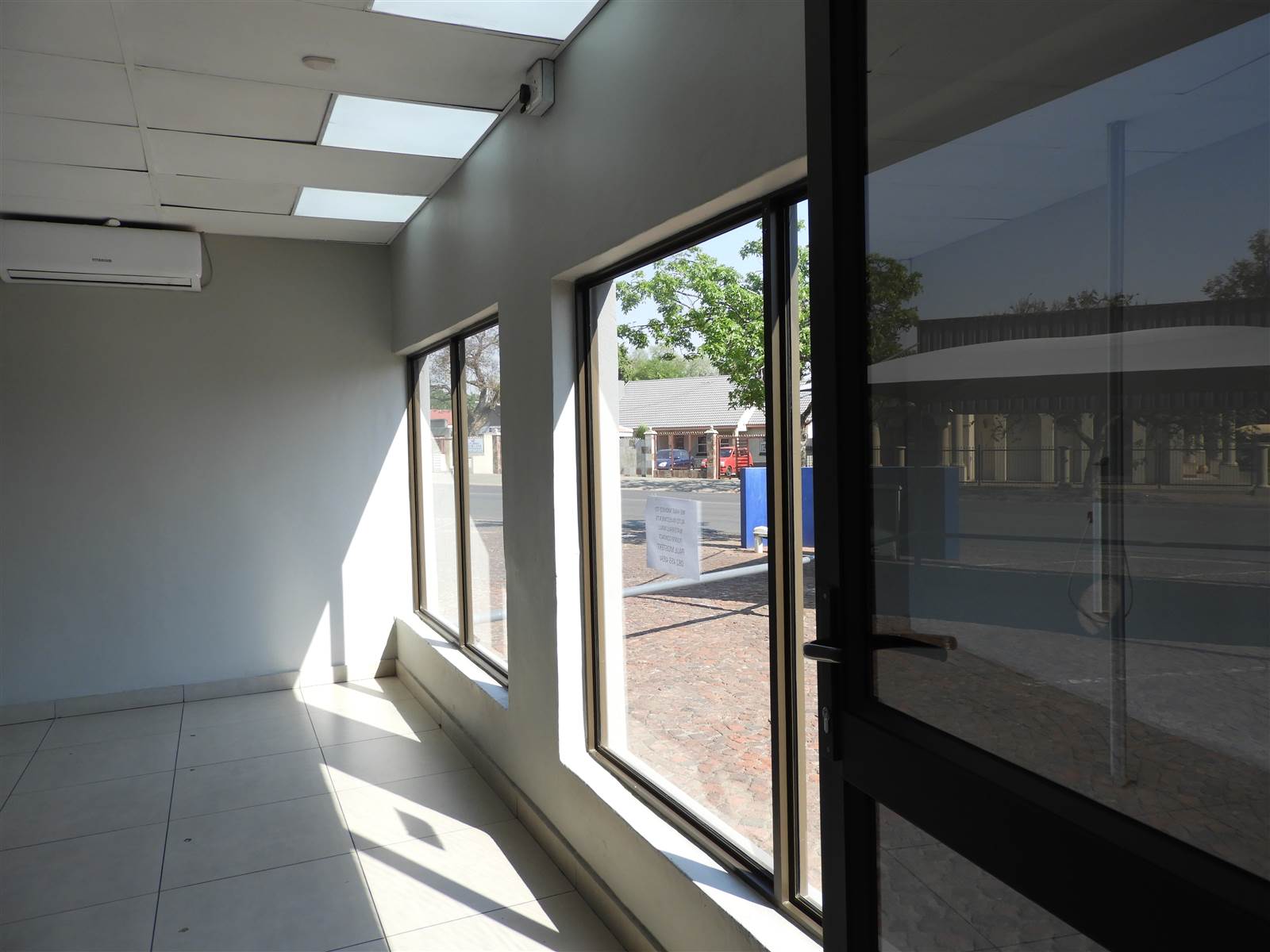 3086  m² Commercial space in Rustenburg Central photo number 8