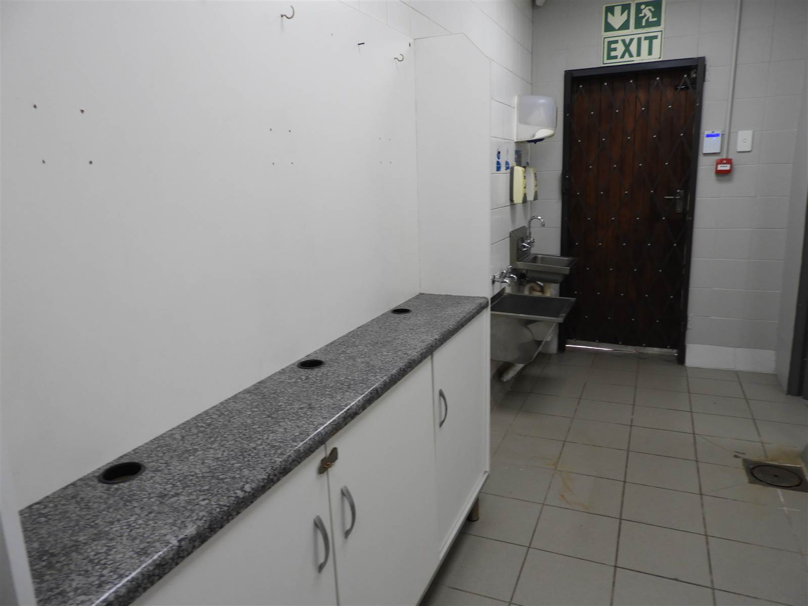 3086  m² Commercial space in Rustenburg Central photo number 15