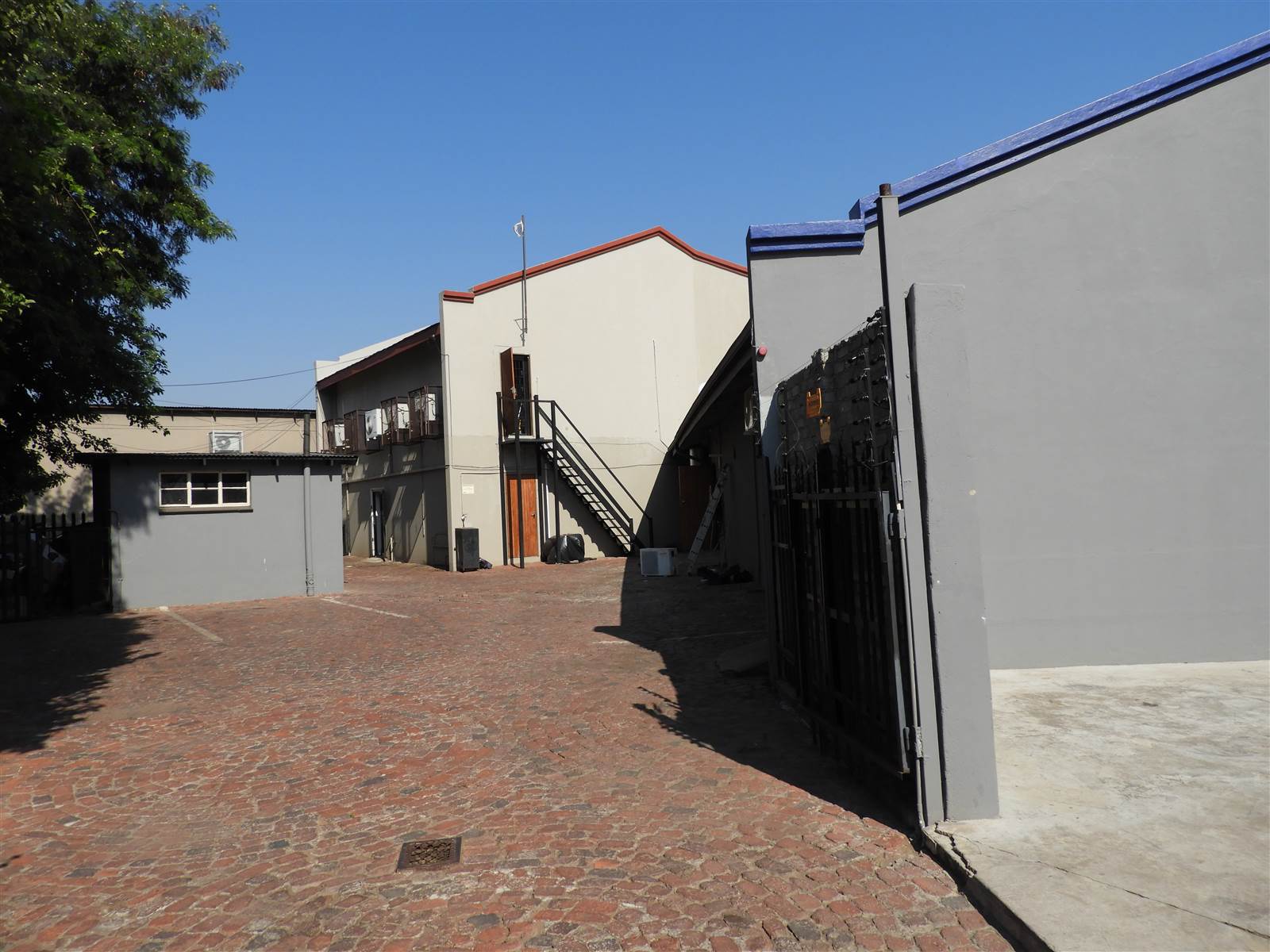 3086  m² Commercial space in Rustenburg Central photo number 7