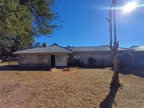 3 Bedroom House 3 Bedroom House