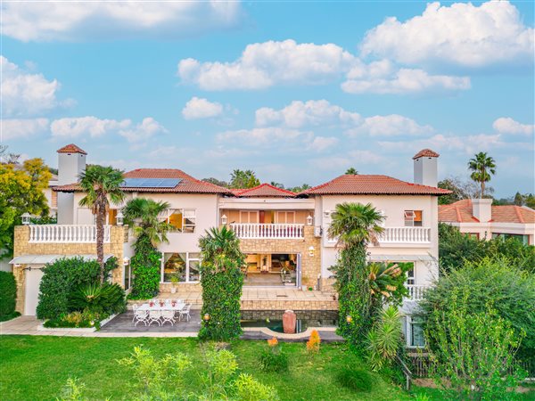 5 Bedroom House