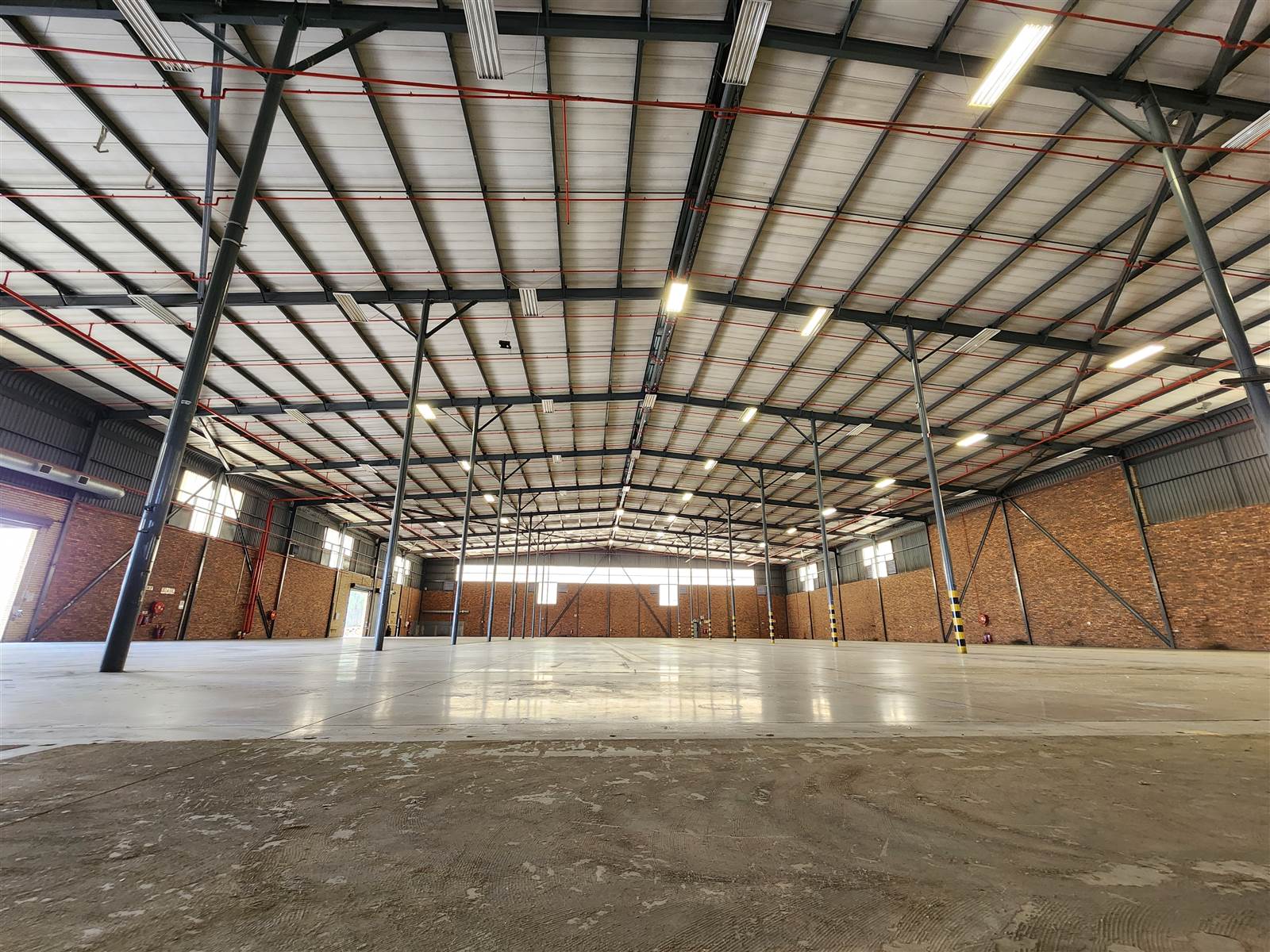 5522  m² Industrial space in Kyalami photo number 2