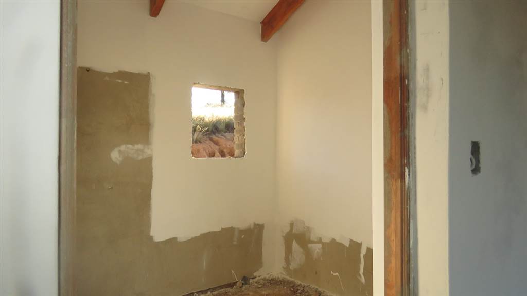 3 Bed House in Clarens photo number 11