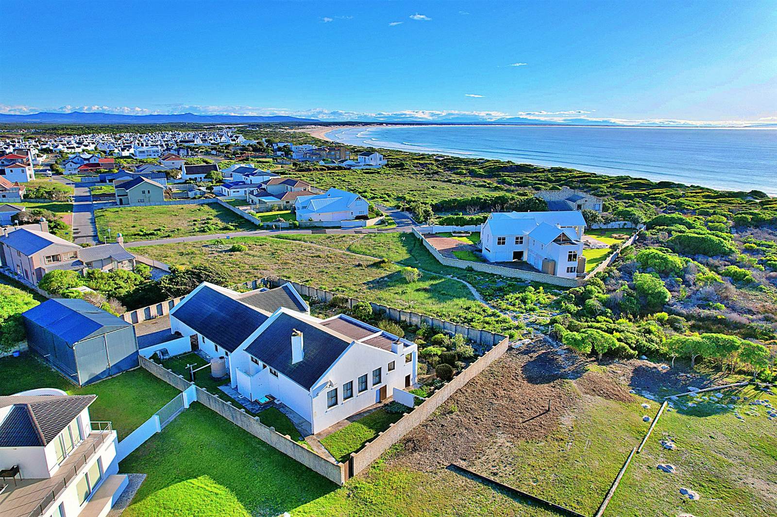 4 Bed House in Struisbaai photo number 26
