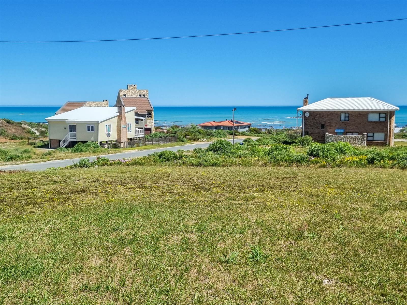 647 m² Land available in Suiderstrand photo number 2