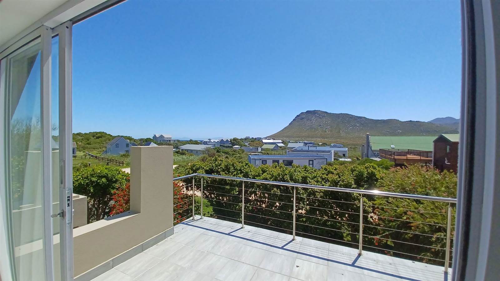 3 Bed House in Pringle Bay photo number 17