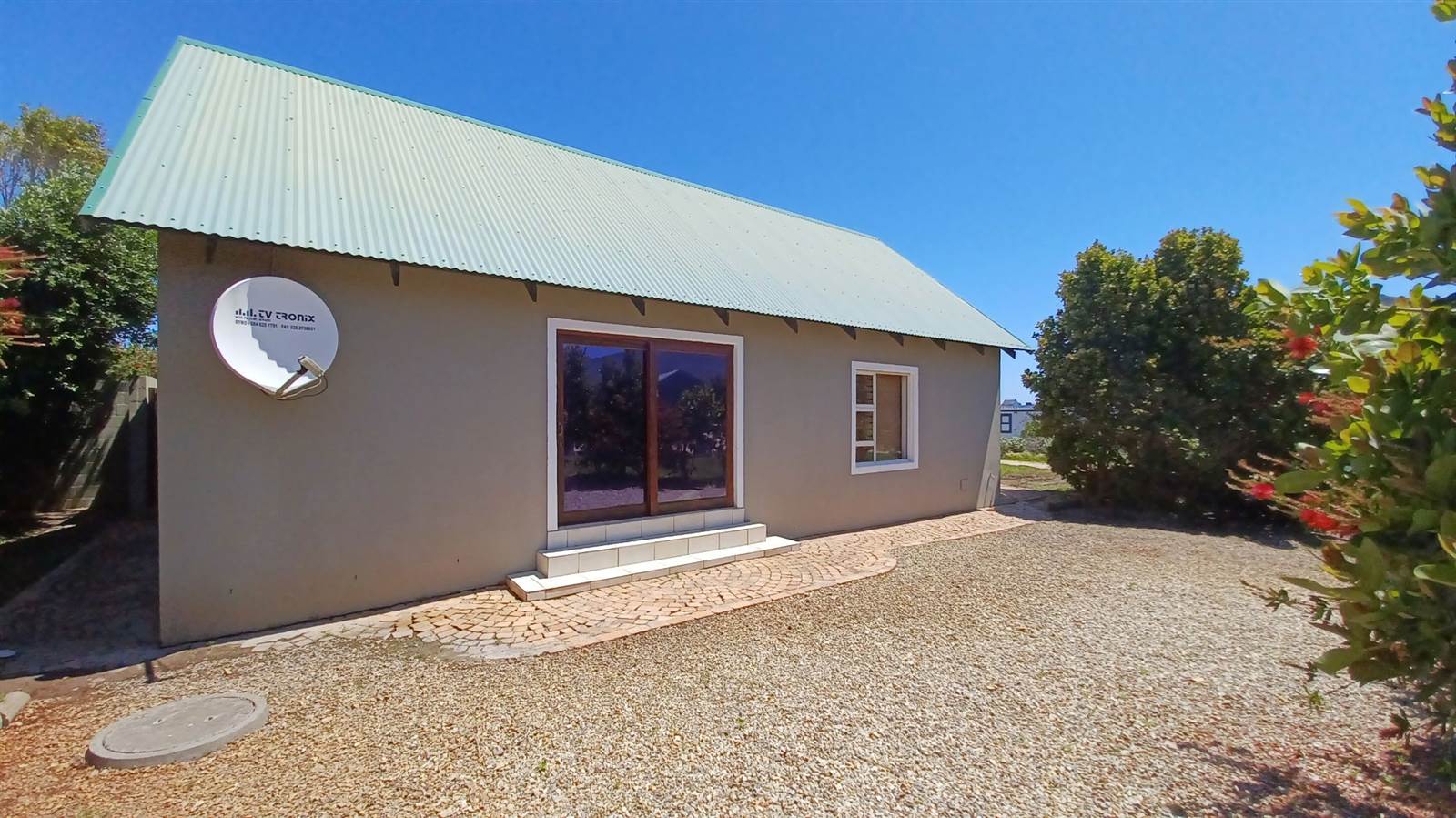 3 Bed House in Pringle Bay photo number 4