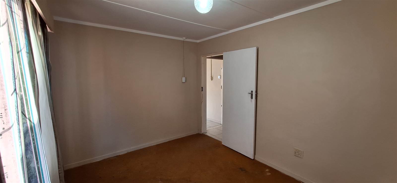 4 Bed House in Uitsig photo number 15