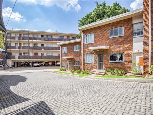 2 Bed Apartment in Lynnwood